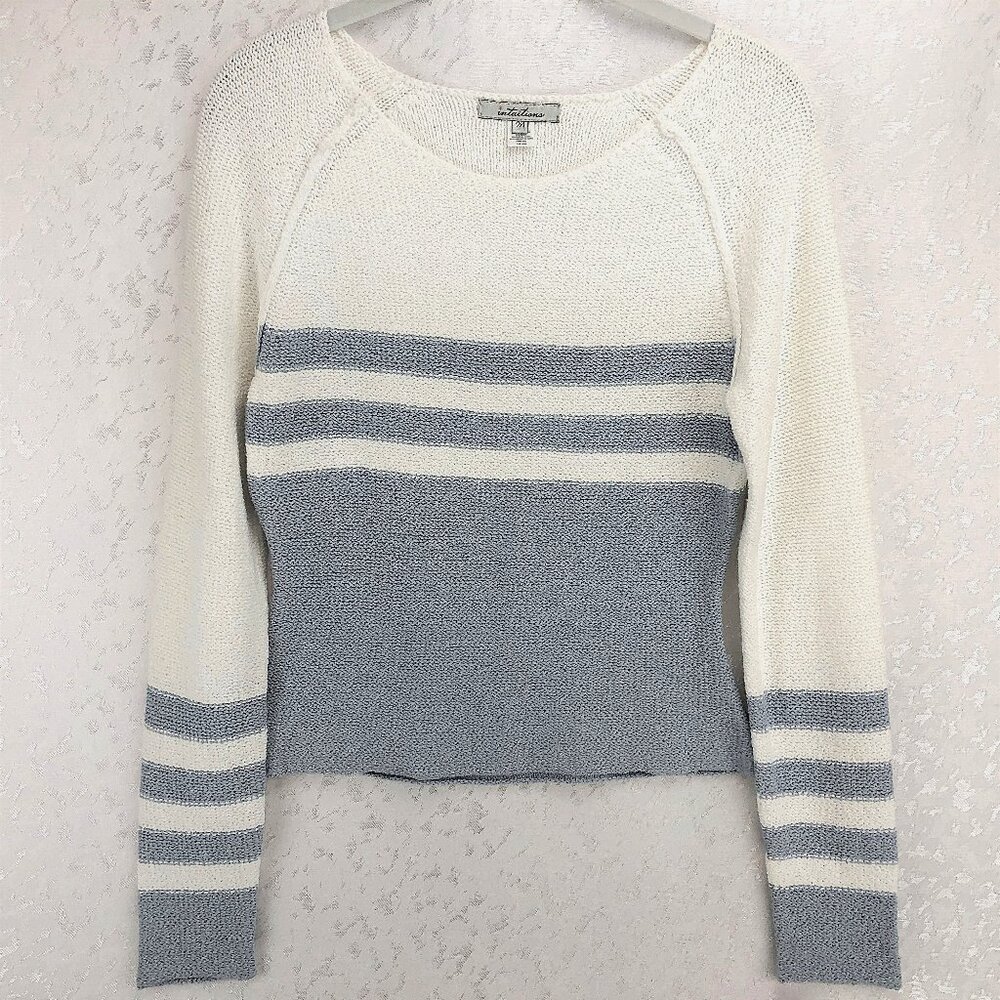 Intuitions Gorgeous Vintage White and Blue Stripe Cozy Soft Knit Sweater NWT